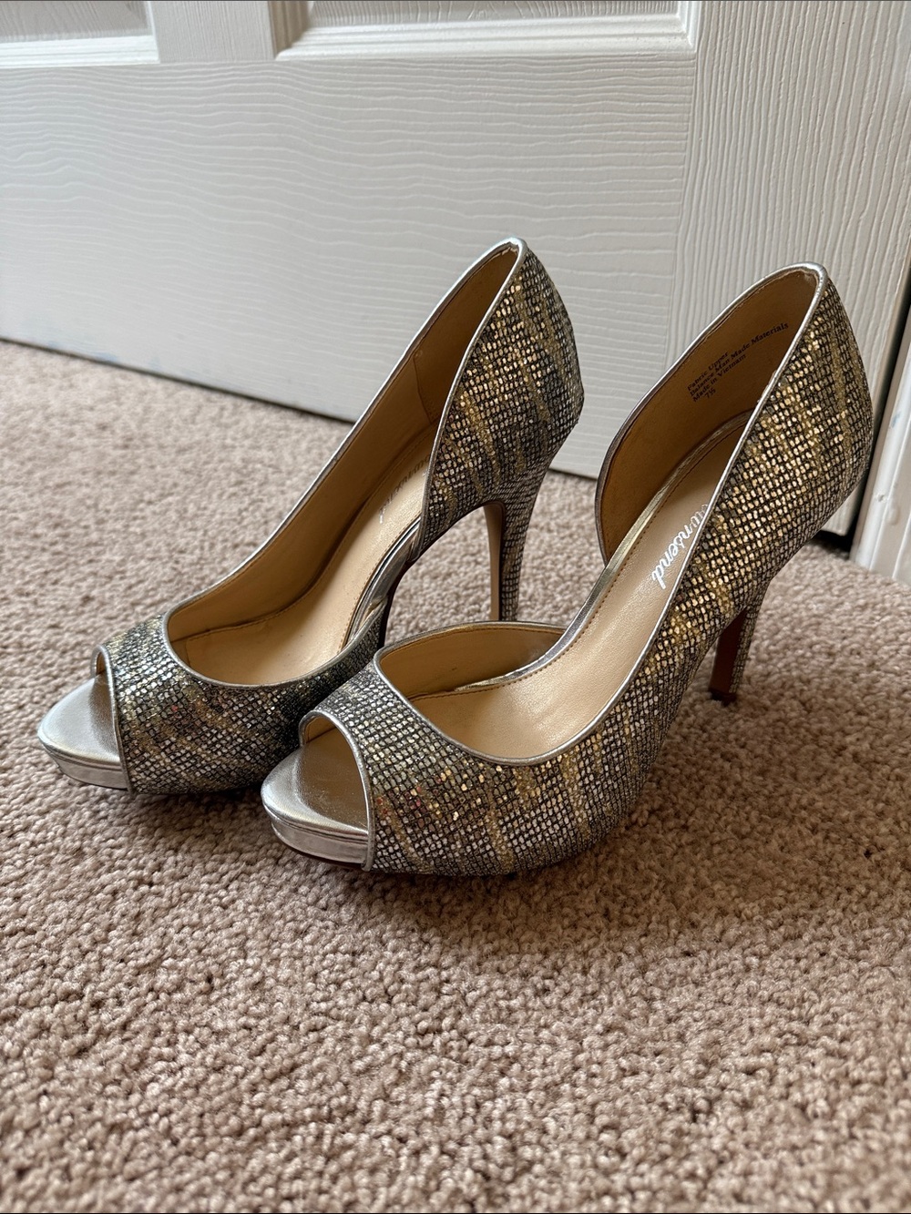 Lulu Townsend Metallic Peep-Toe High Heels in Silver and Gold